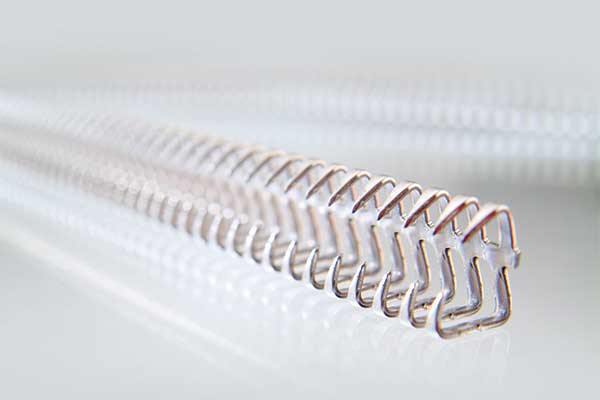 Steelgrip™ conveyor belt lacing.
