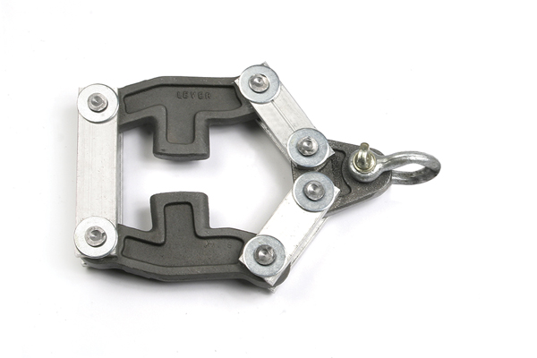 Style 3 Belt Clamp Scissor Yoke.